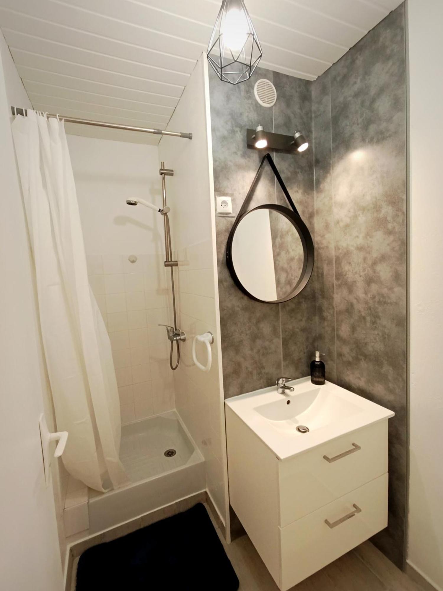 Appartement Face Mer 4 Personnes Linge De Maison Et Papier Toilette Non Fournis 圣伊莱尔·德列 外观 照片