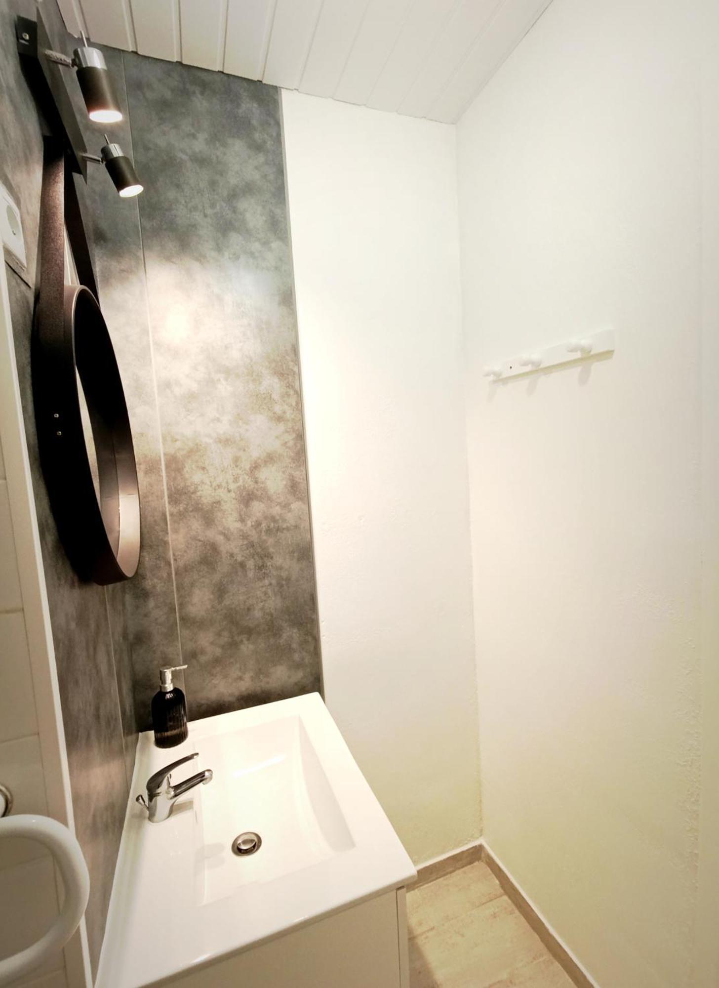 Appartement Face Mer 4 Personnes Linge De Maison Et Papier Toilette Non Fournis 圣伊莱尔·德列 外观 照片