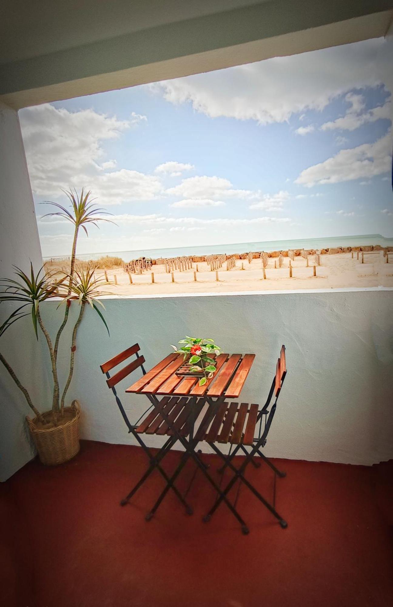Appartement Face Mer 4 Personnes Linge De Maison Et Papier Toilette Non Fournis 圣伊莱尔·德列 外观 照片